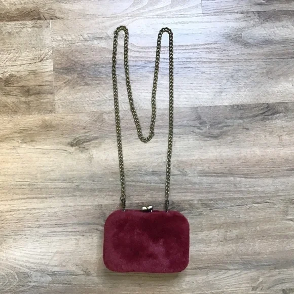 FAUX Fur Purse Cross Body Brass Chain Metal Box Frame Burgundy Red - Picture 1 of 11